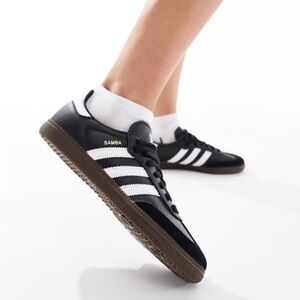 Adidas Samba Classic Black and White Men's Shoes NWOB